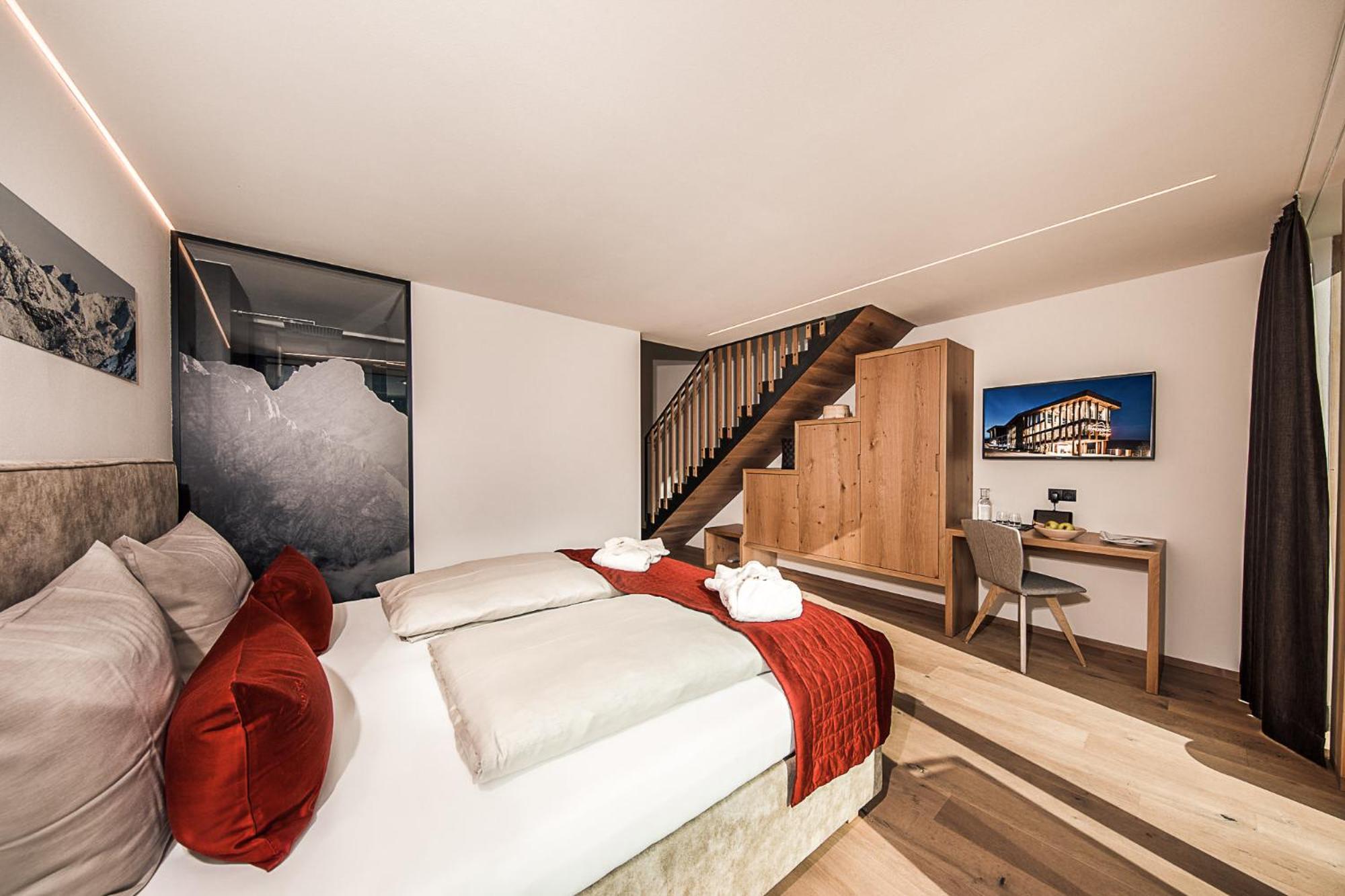 Hotel Panoramic Lotsch Sarentino Стая снимка