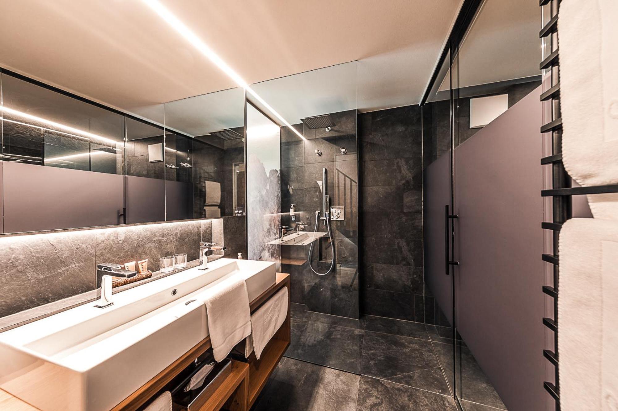 Hotel Panoramic Lotsch Sarentino Стая снимка